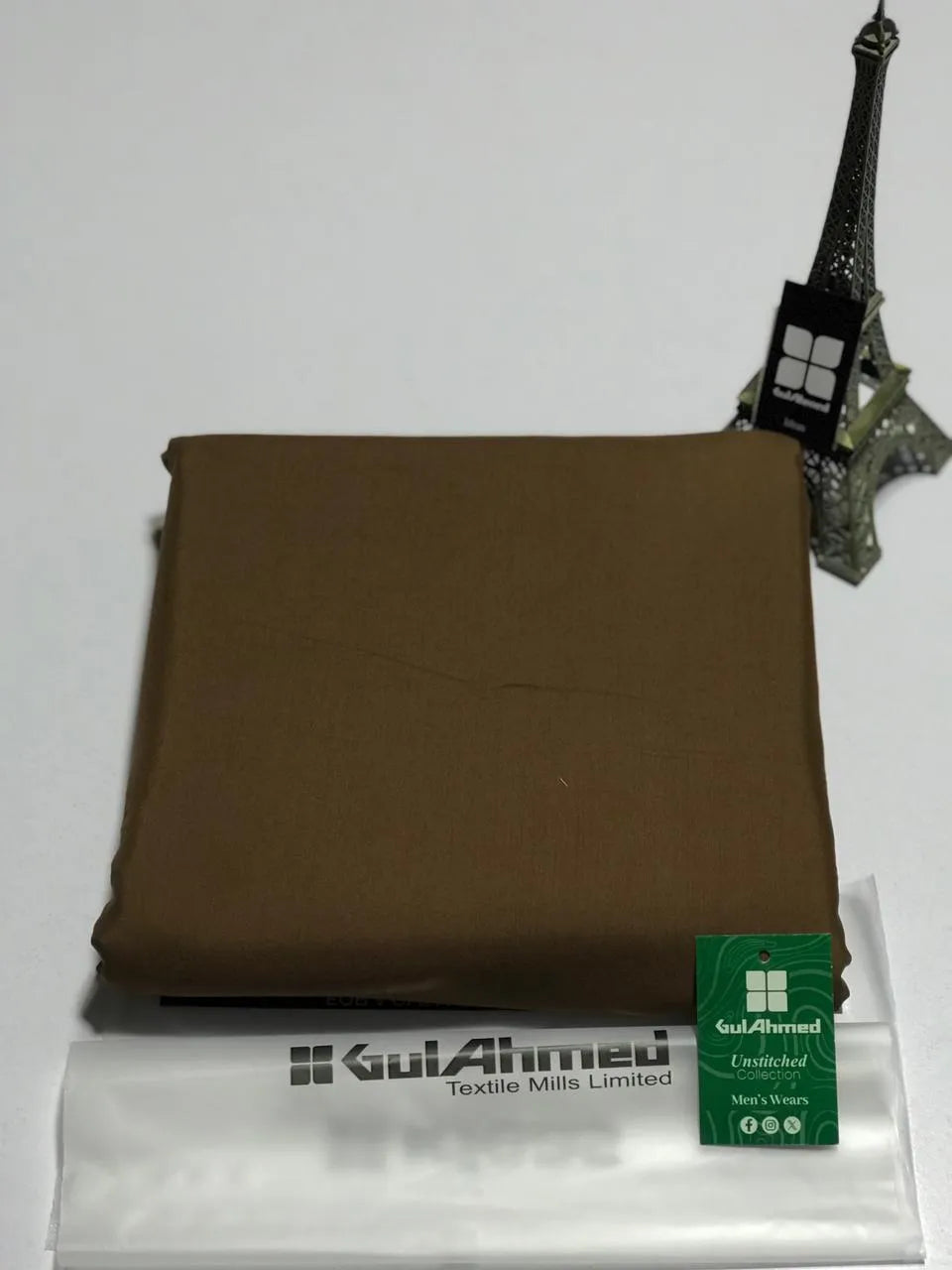 Men’s Unstitched Wash And Wear Plain Suit