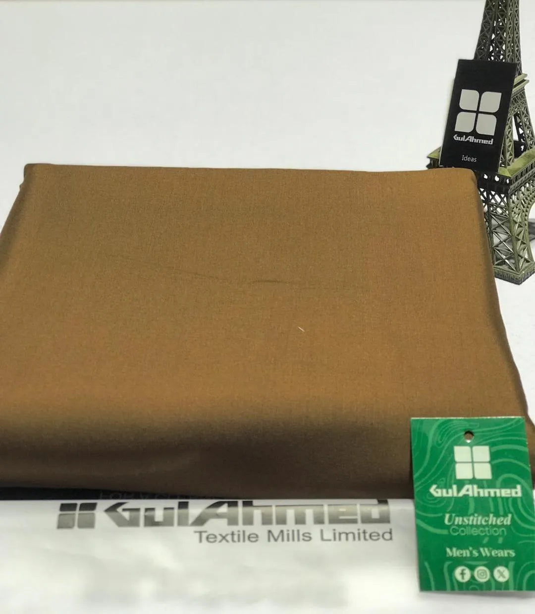 Men’s Unstitched Wash And Wear Plain Suit