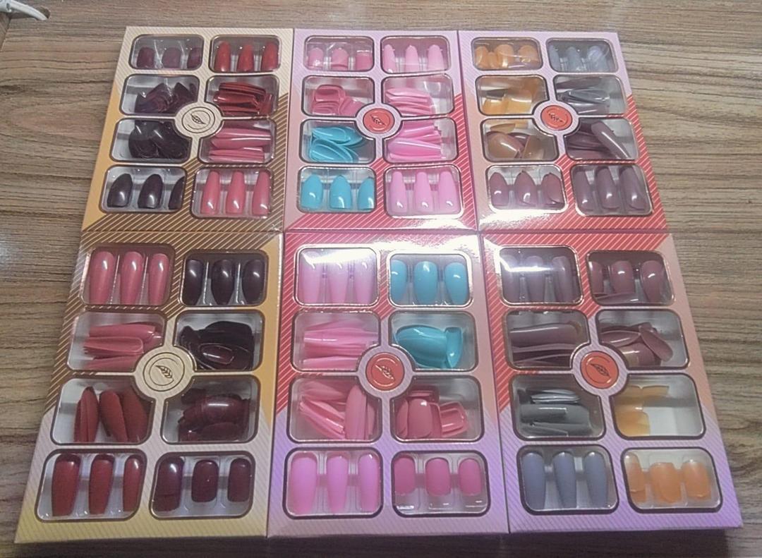 Smooth and Even Coverage Fake Nails