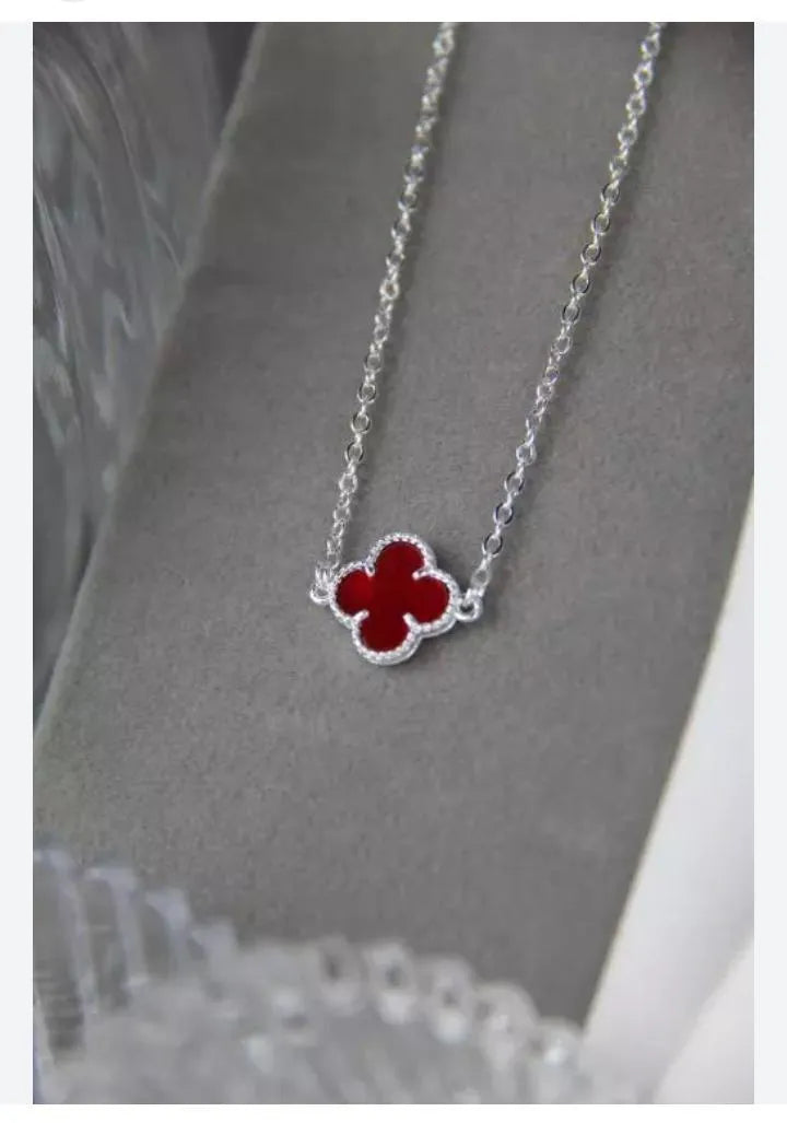 1 Pc Clover Design Charm Bracelet