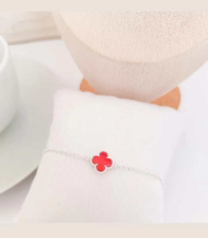 1 Pc Clover Design Charm Bracelet